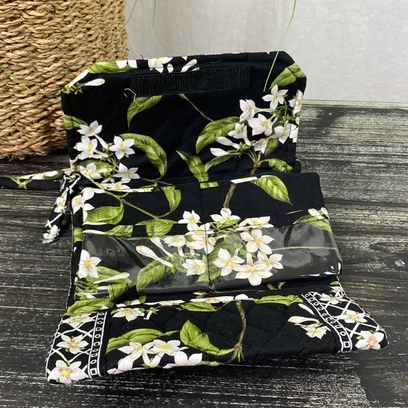 Vera Bradley SET of 5 Black Green & White Floral Quilted Travel Weekend Bags - Picture 7 of 11